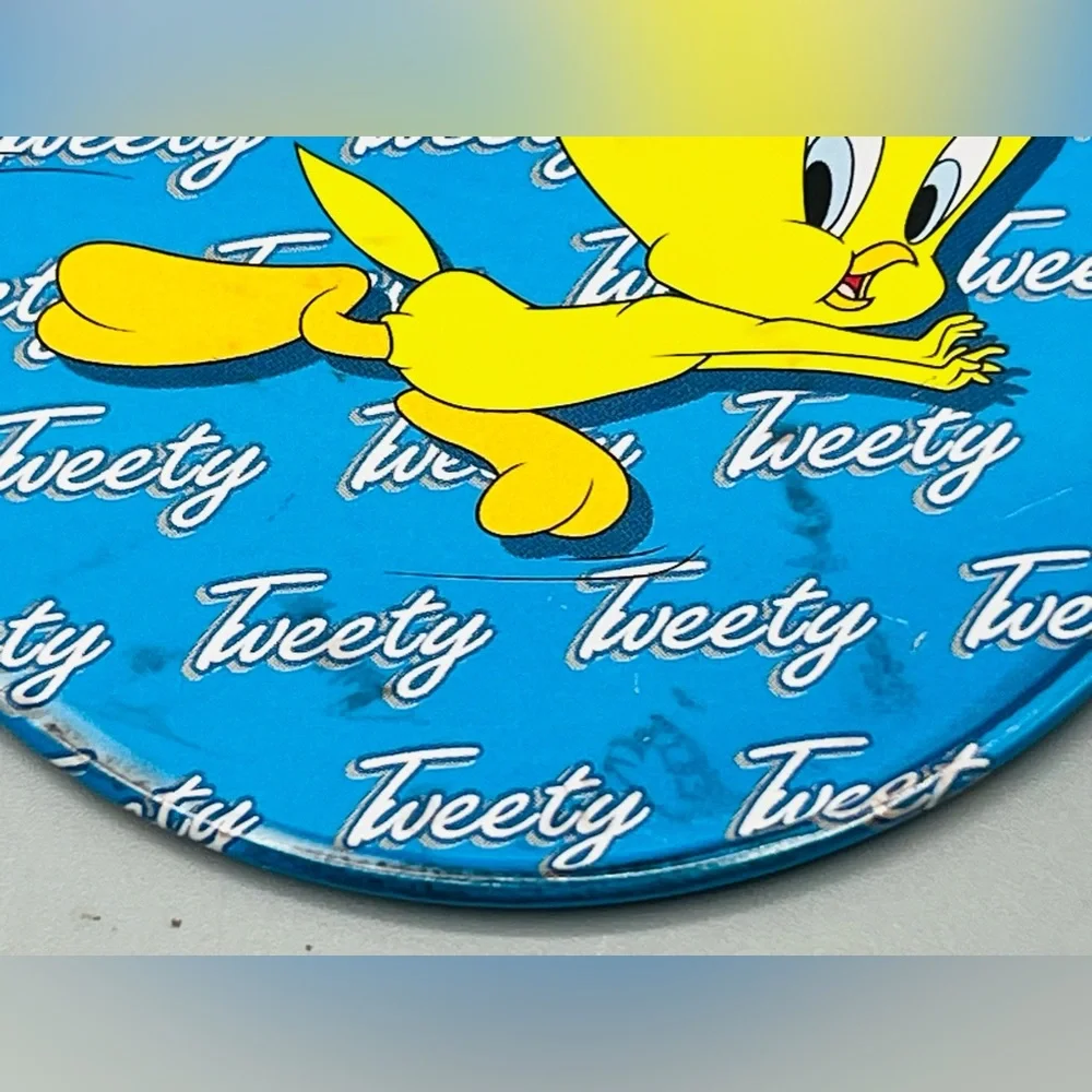Lot of 7 Looney Tunes Wile E. Coyote Road Runner Tweety Sylvester Coaster Collec